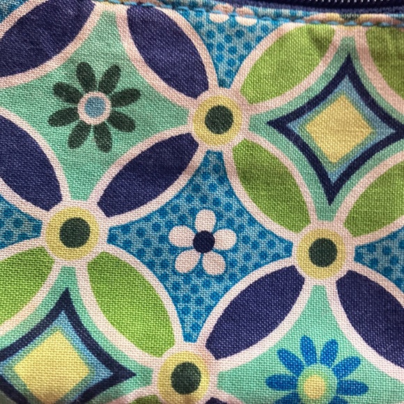 Vera Bradley Retired Daisy Print ID Holder Wallet - Picture 5 of 5